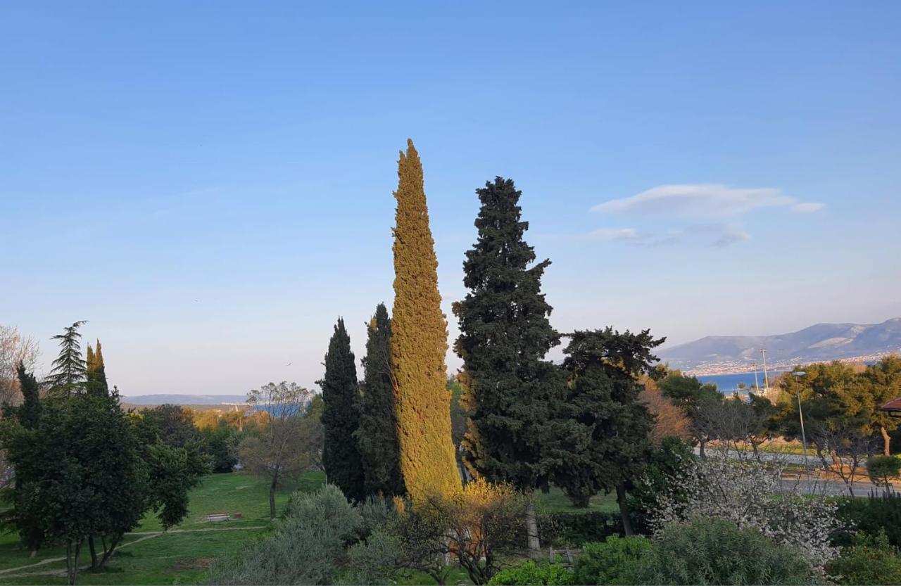 Bella Vista - Cozy Apartments With Easy Check-In And Free Parking Split Buitenkant foto
