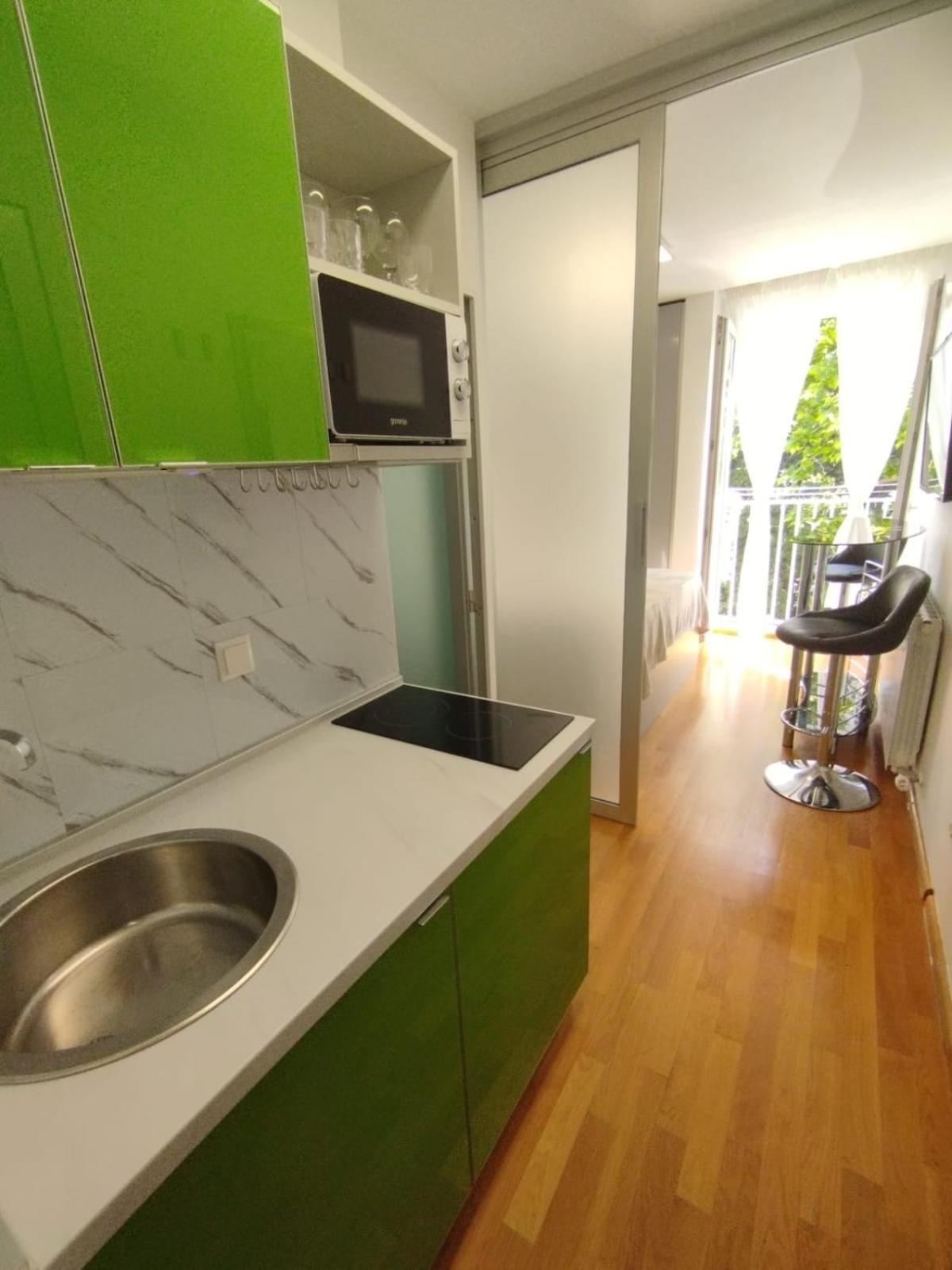 Bella Vista - Cozy Apartments With Easy Check-In And Free Parking Split Buitenkant foto